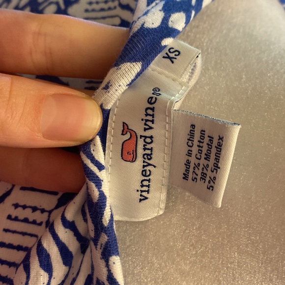 Vineyard Vines Batik Blue & White dress - size xs (fits like small) - Picture 4 of 5